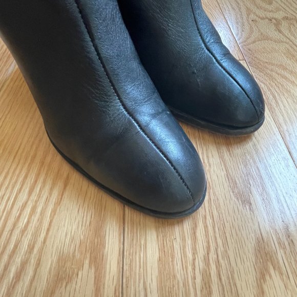 Dear Frances Spirit Boot in Black, Size 9 - Picture 6 of 9